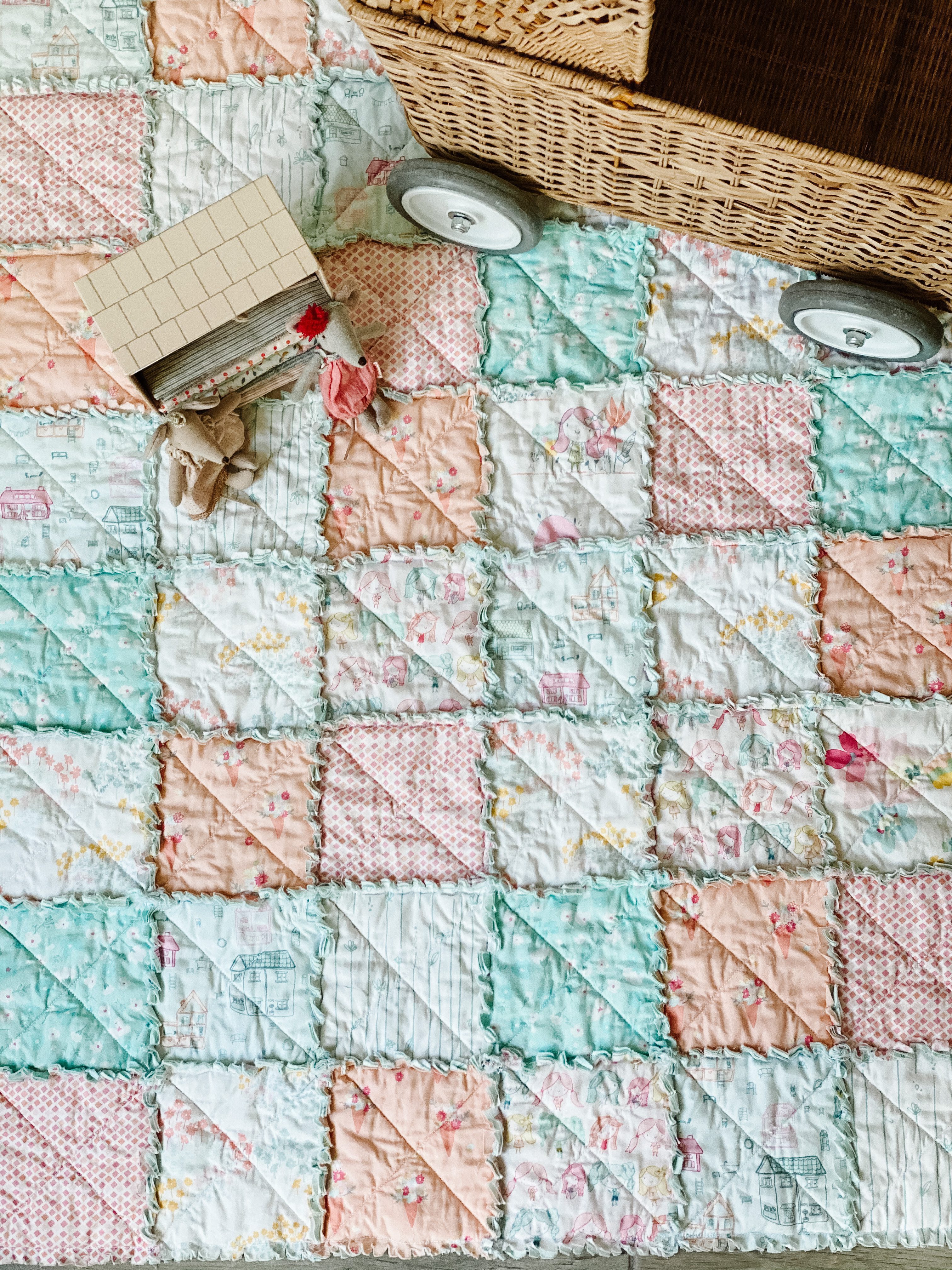 Making a rag quilt, the easiest beginner quilt