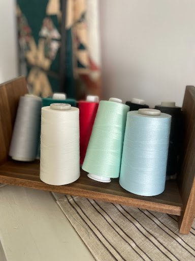 Different thread colors