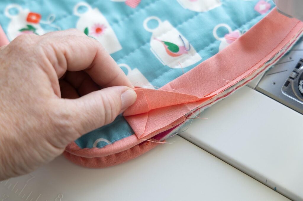 finishing the binding