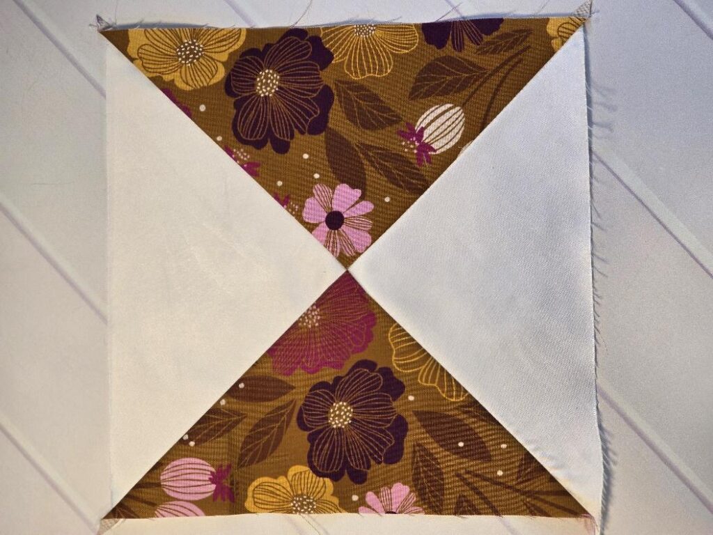 hourglass quilt block